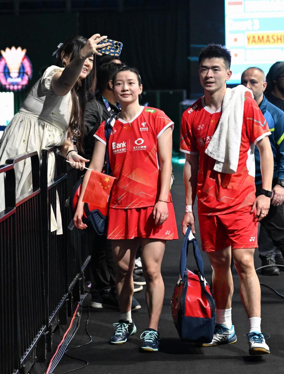 德国队轻取法国队，郑思维统治全场