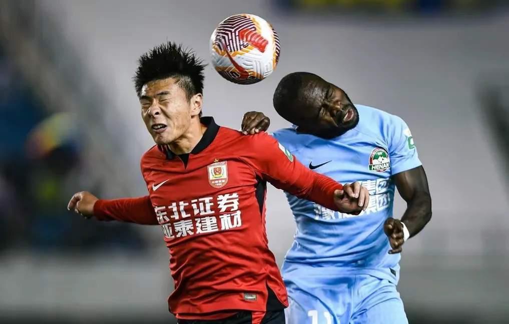 沈阳队连败两场客场比赛，需调整状态