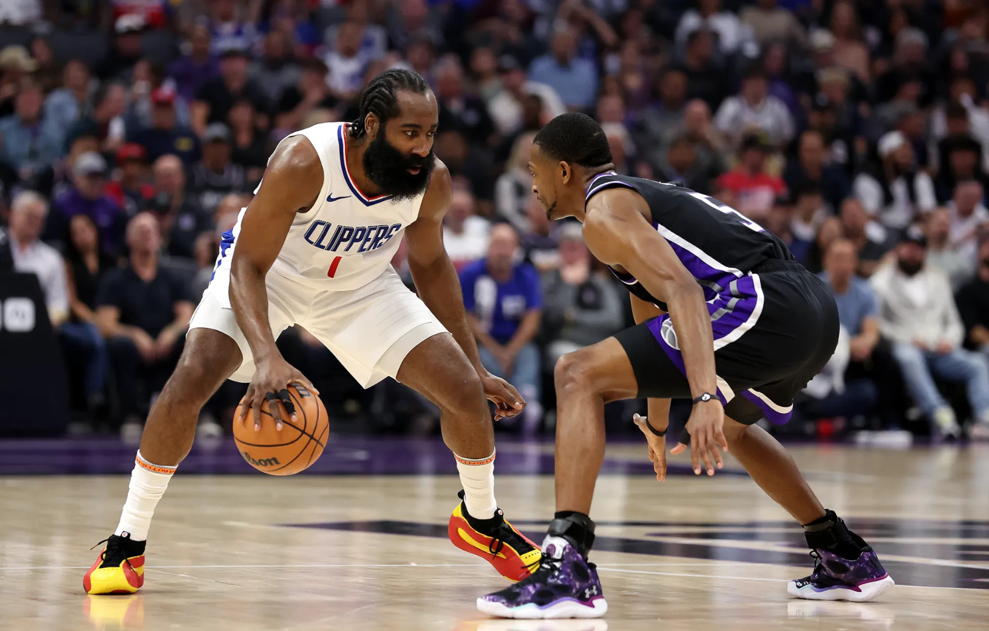 沈阳队连败两场客场比赛，需调整状态