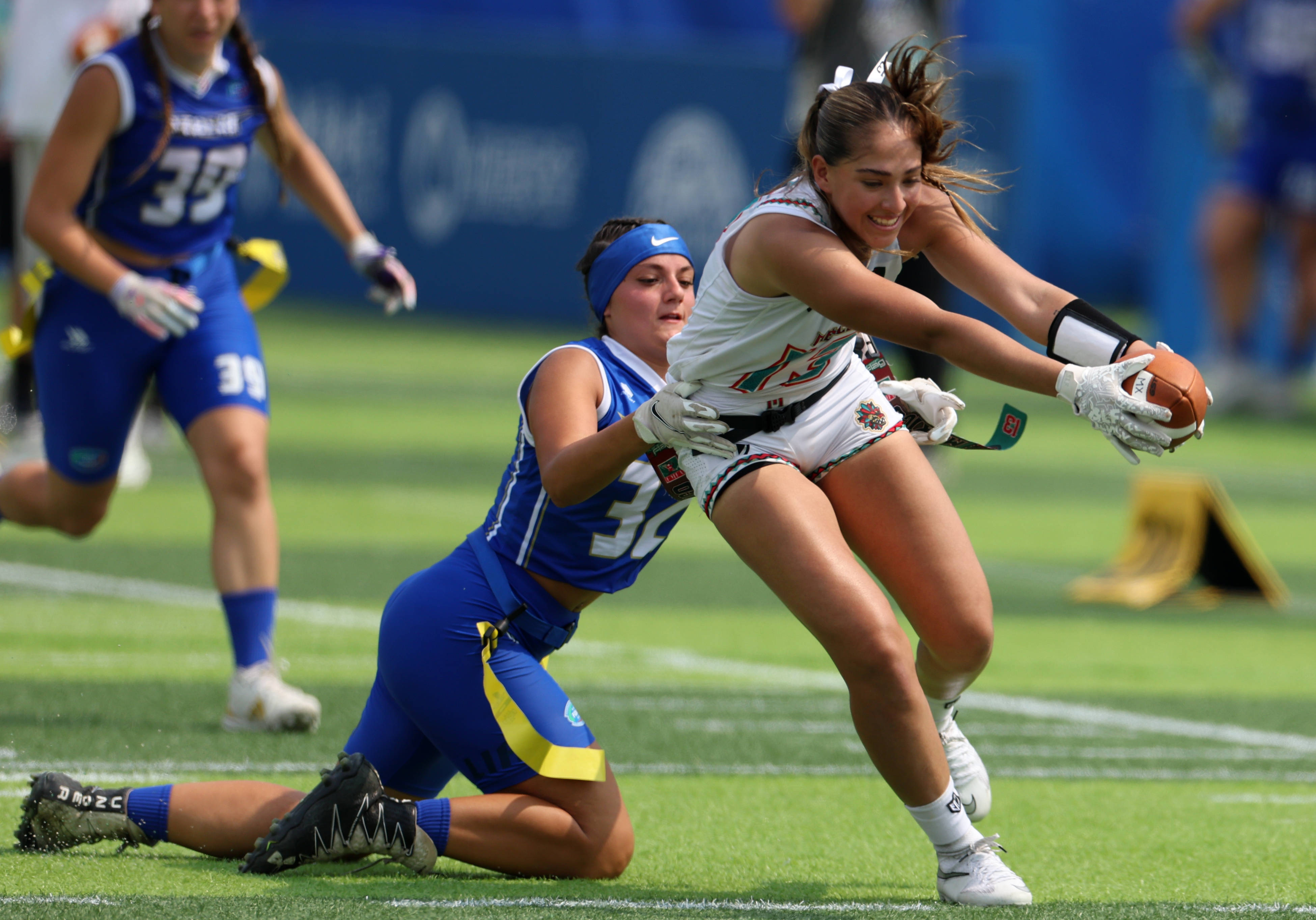 墨西哥女足在比赛中获得胜利 墨西哥女足在比赛中获得胜利