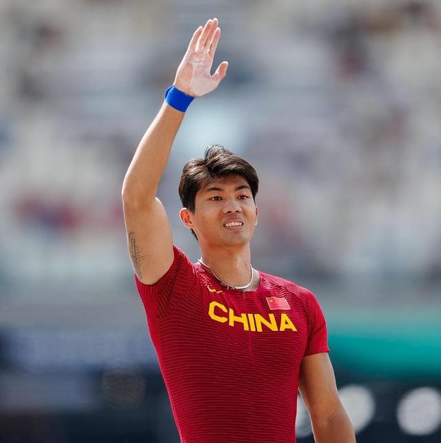 哥伦比亚撑杆跳高手轻松过关,斩获好成绩的简单介绍 哥伦比亚撑杆跳高手轻松过关,斩获好成绩的简单介绍