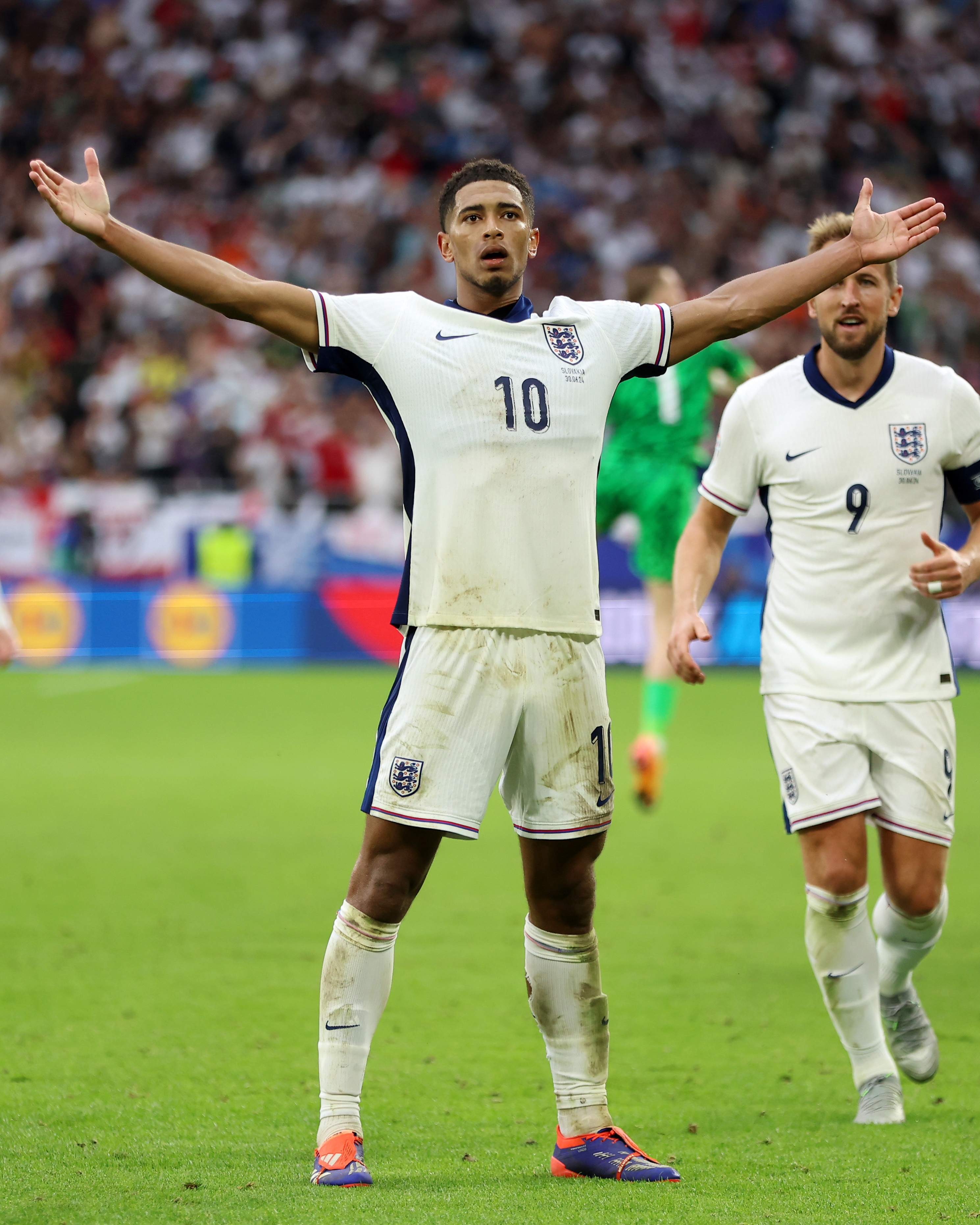 包含欧预赛:英格兰将对阵波兰,胜负难料的词条 包含欧预赛:英格兰将对阵波兰,胜负难料的词条