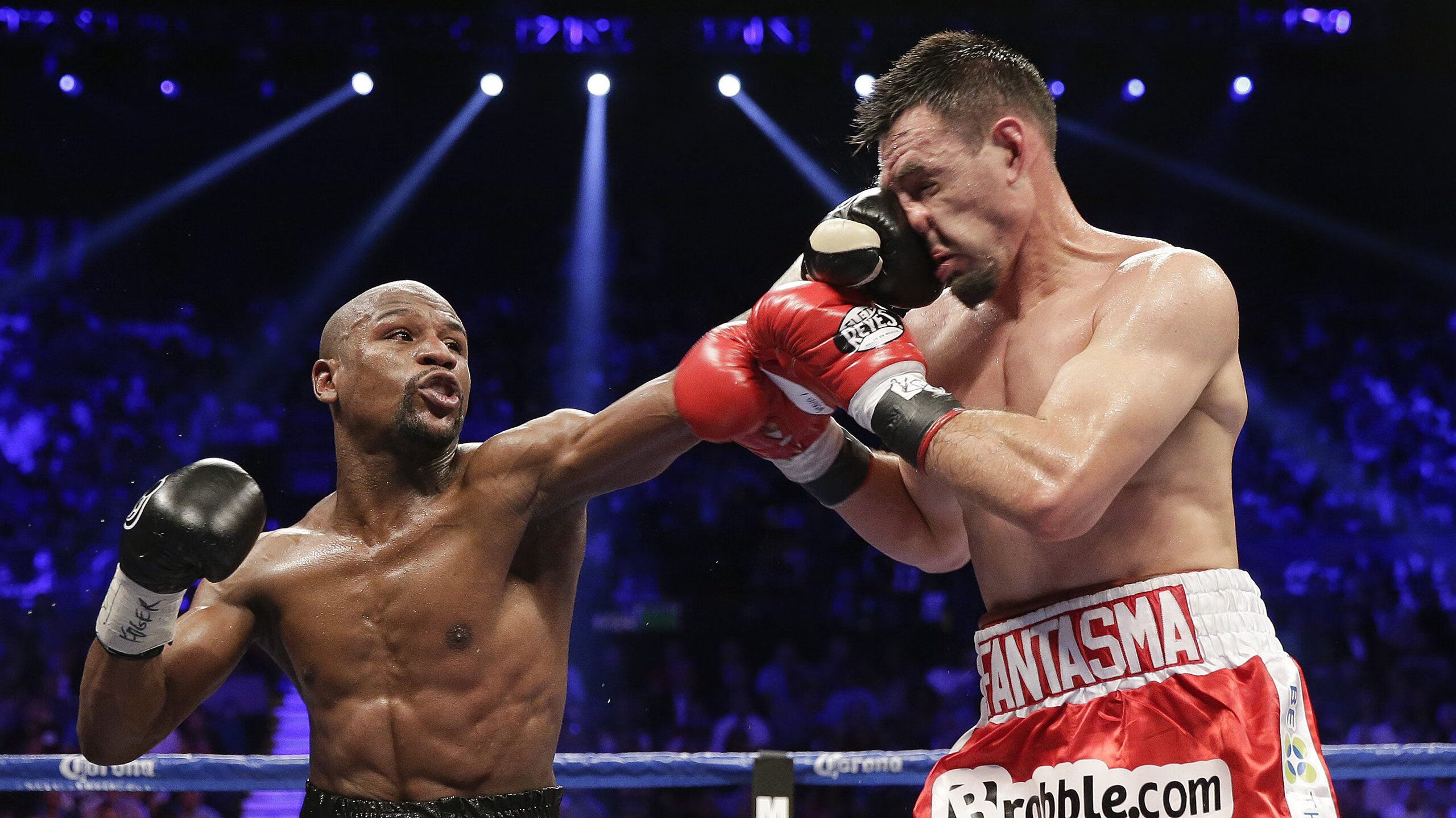 布伦森关键先生本色尽显，上海队争冠战力克雄鹿书写历史