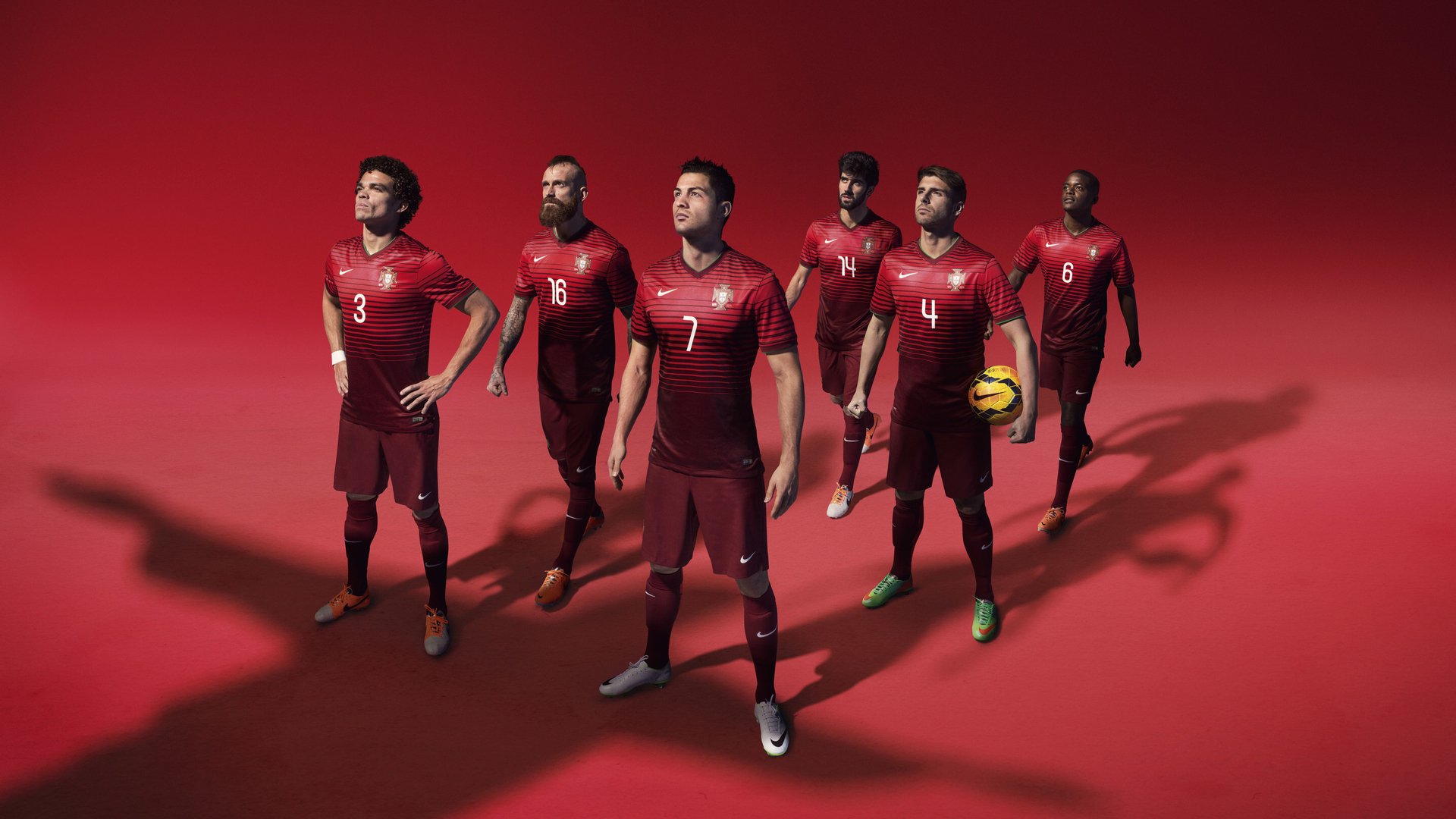 逆转与燃烧,绿茵场上的坚韧与羽毛球场上的烈焰