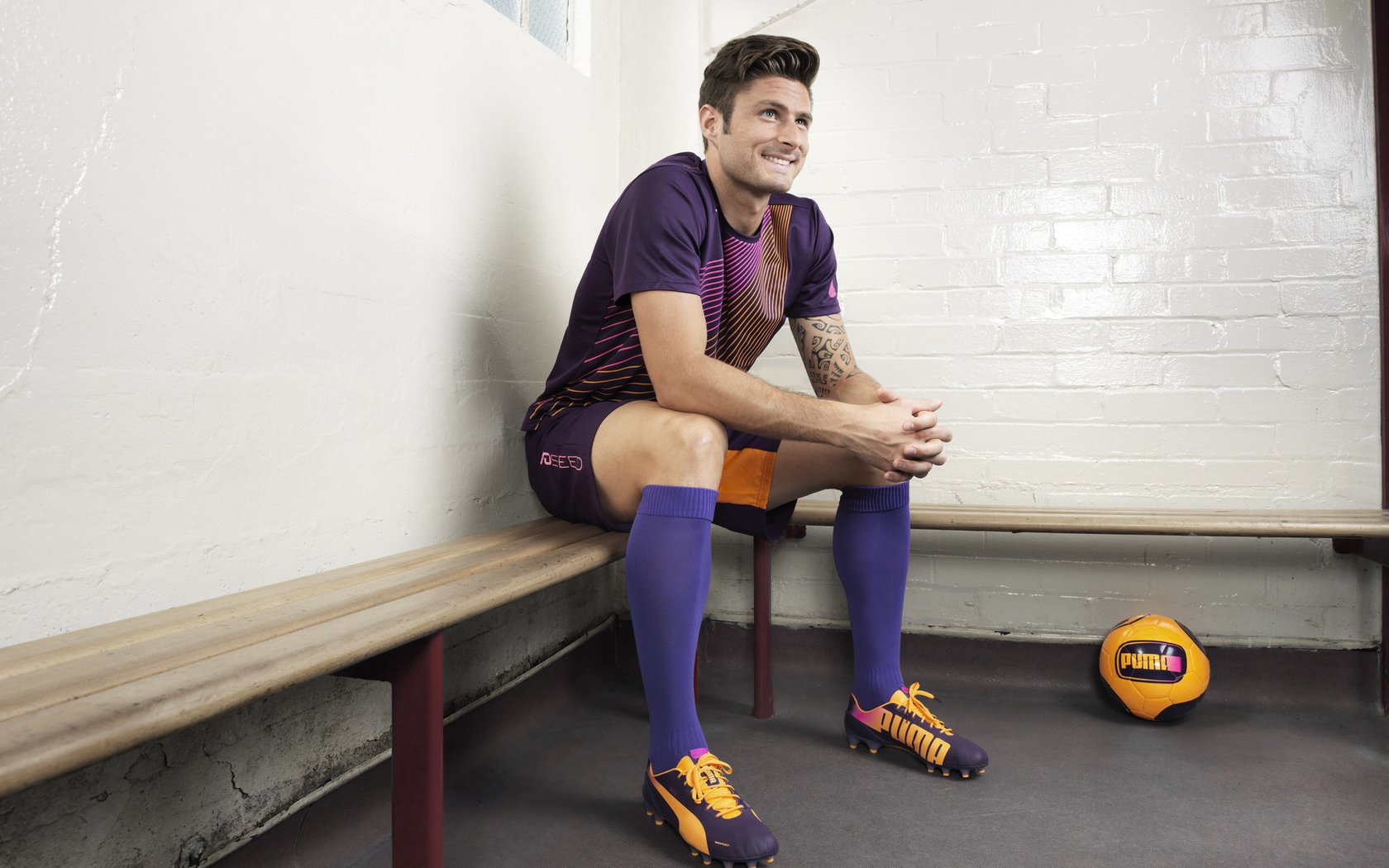 伊斯坦布尔的回响，萨卡压制级演出，定义英伦新章